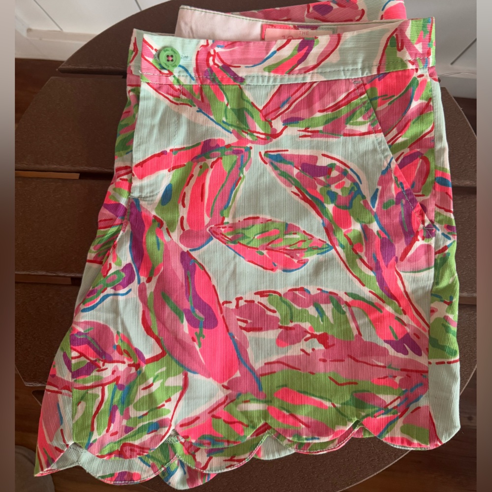 Lilly Pulitzer “the Buttercup Short”